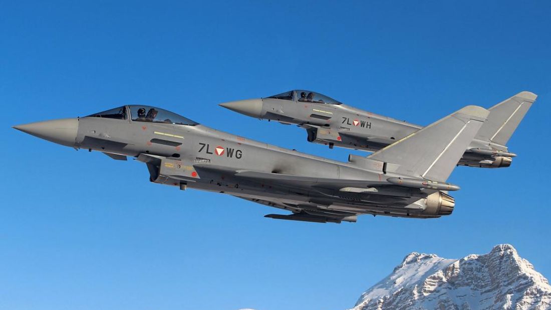 Австрія із 56 Leopard 2A4 та 13 Eurofighter задумалась про можливий вступ до НАТО замість нейтралітету