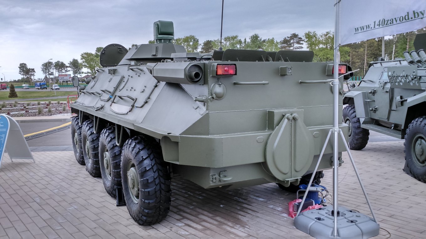 Модернізовані білоруські БТР-60МБ3