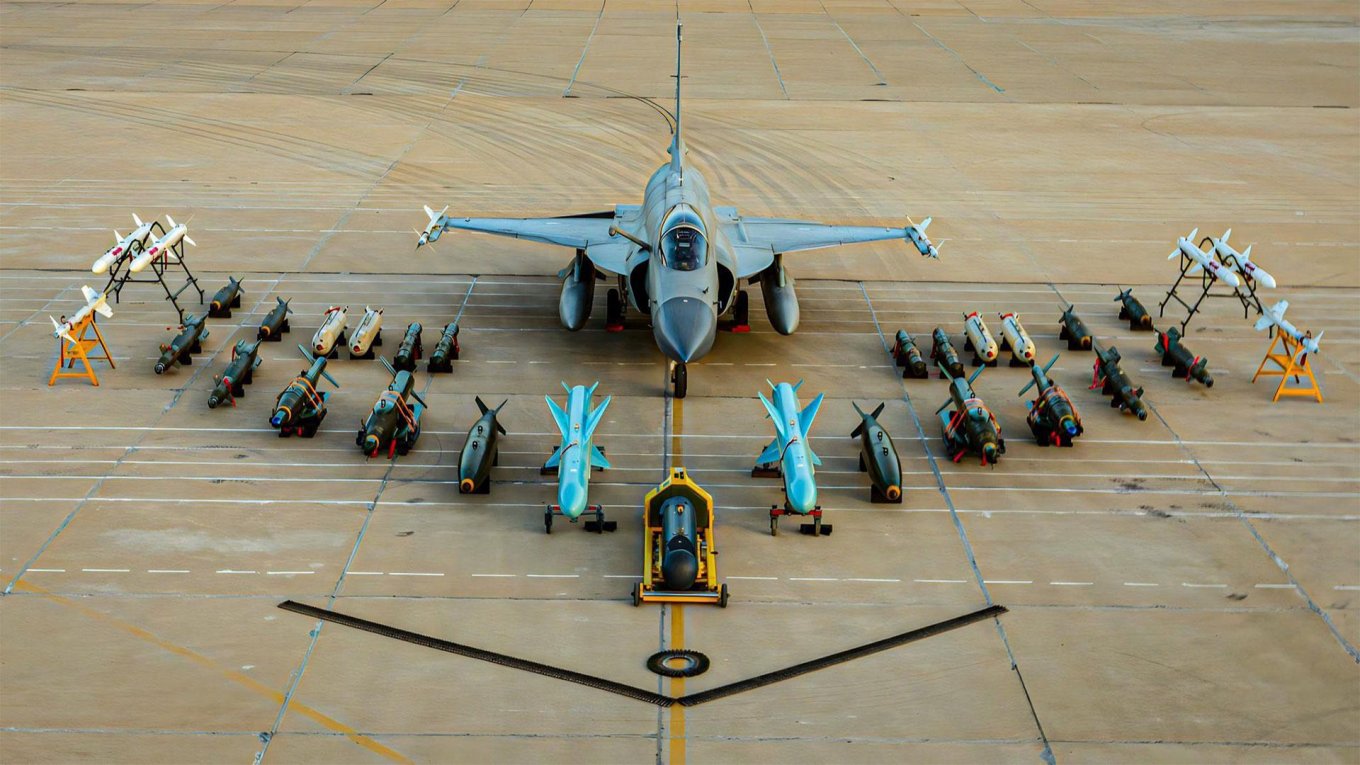 JF-17 озброєння