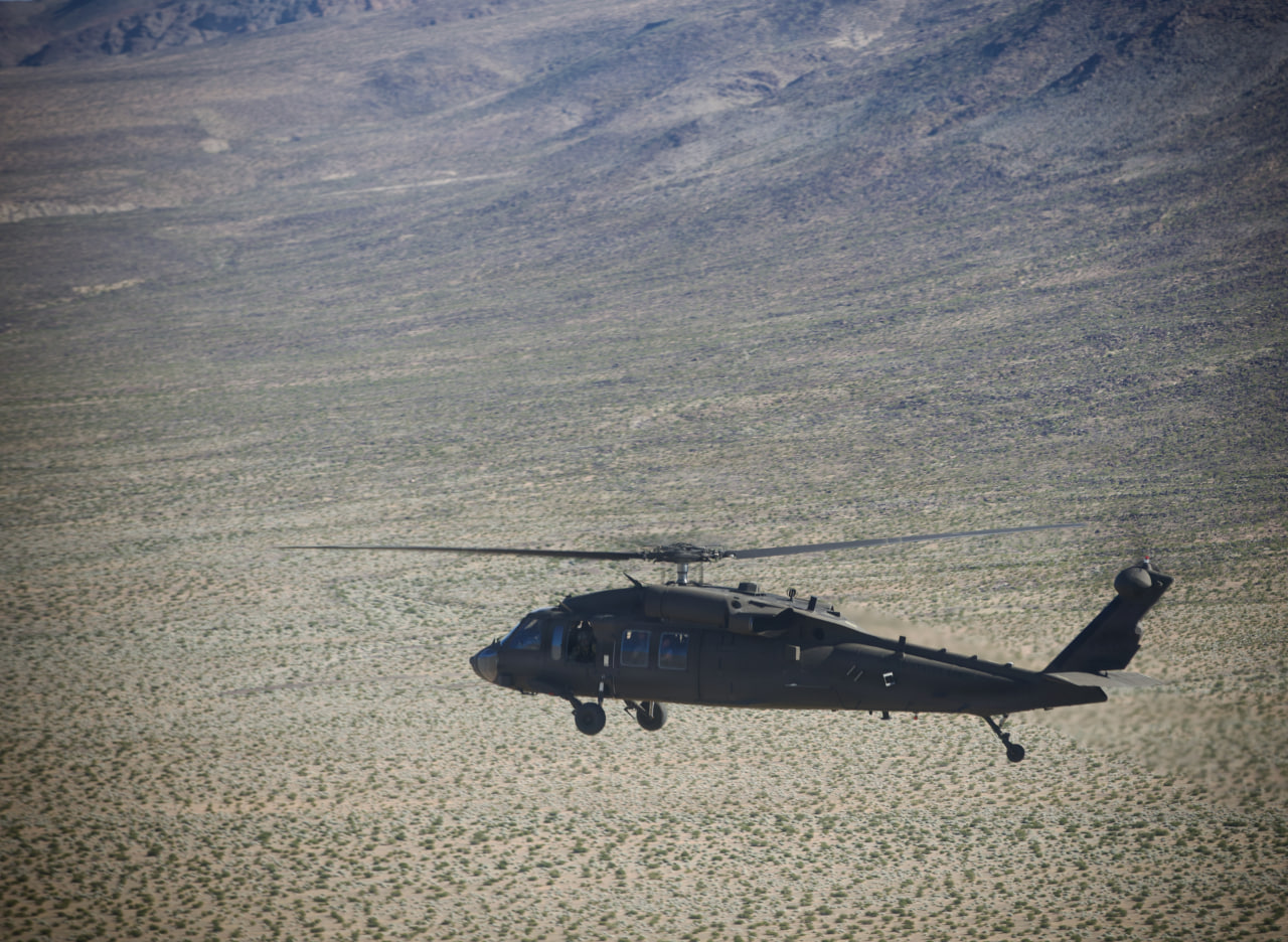 Вертоліт UH-60L Black Hawk