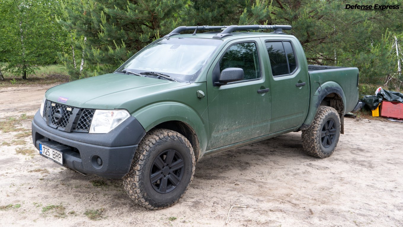Nissan Navara з можливістю дистанційного керування від Telearmy