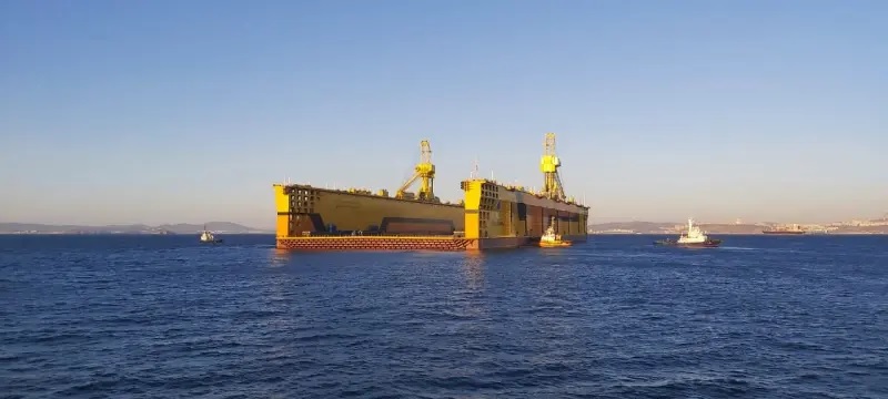 Плавучий док ПД-100 зроблений у Китаї у 2022 році