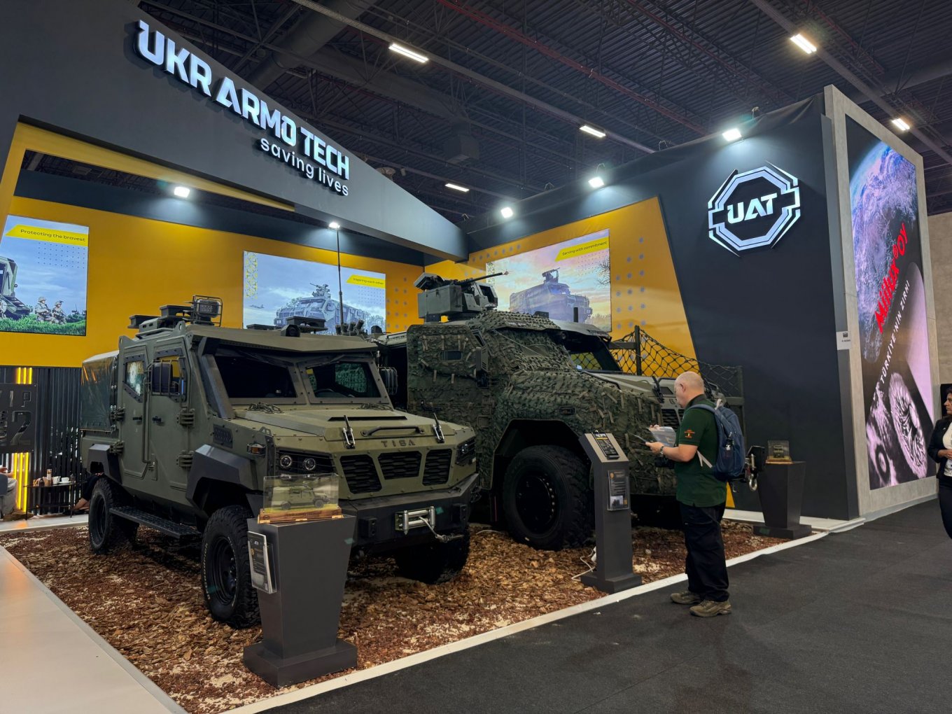UAT.GYURZA-02 та UAT.TISA на виставці IDEF 2025 в Туреччині
