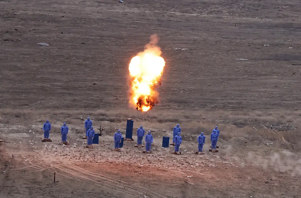 Як Туреччина вперше у своїй історії провела успішні тести рою дронів з бойовою частиною (відео)