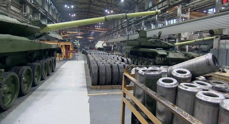 Виробництво російських танків Т-90М