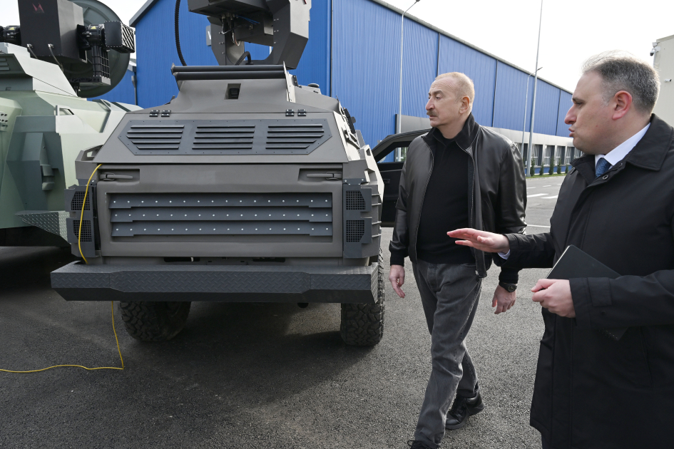 Мікрохвильова система Pulsar та зенітний лазер Magic Beam