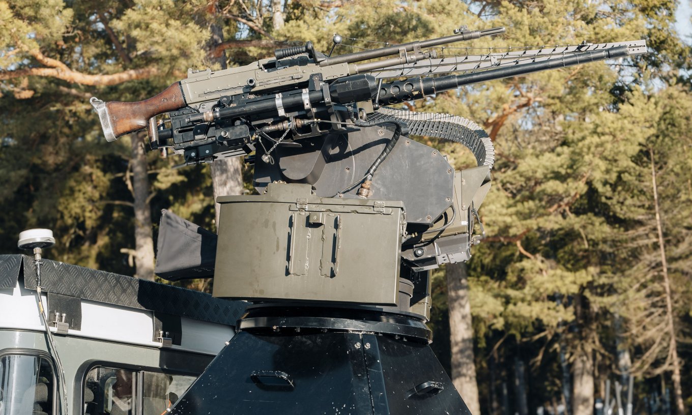 Saab Loke Trackfire