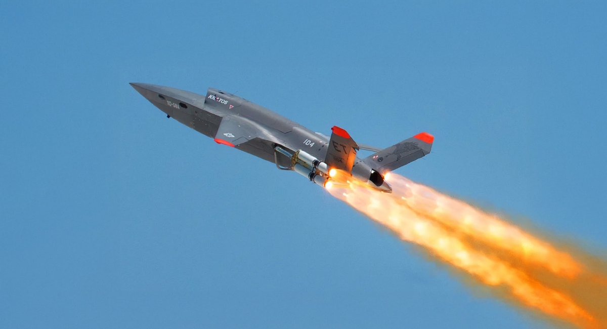 XQ-58A Valkyrie в польоті, фото ілюстративне, джерело - U.S. Air Force/Ilka Cole