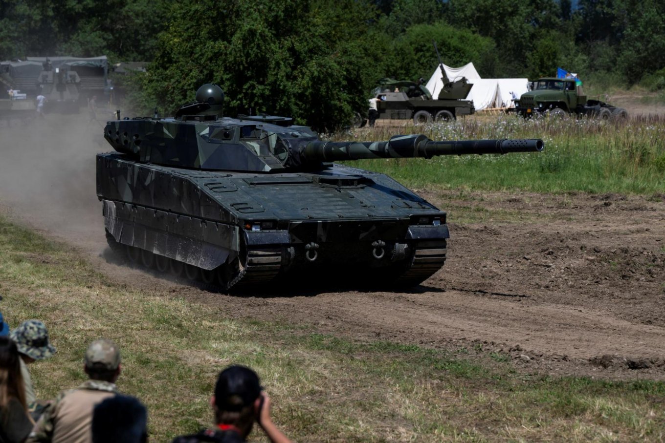 CV90120 на танкових днях у Словаччині
