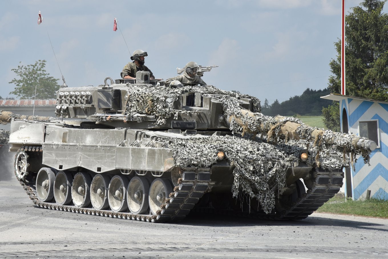 Leopard 2A4 австрія