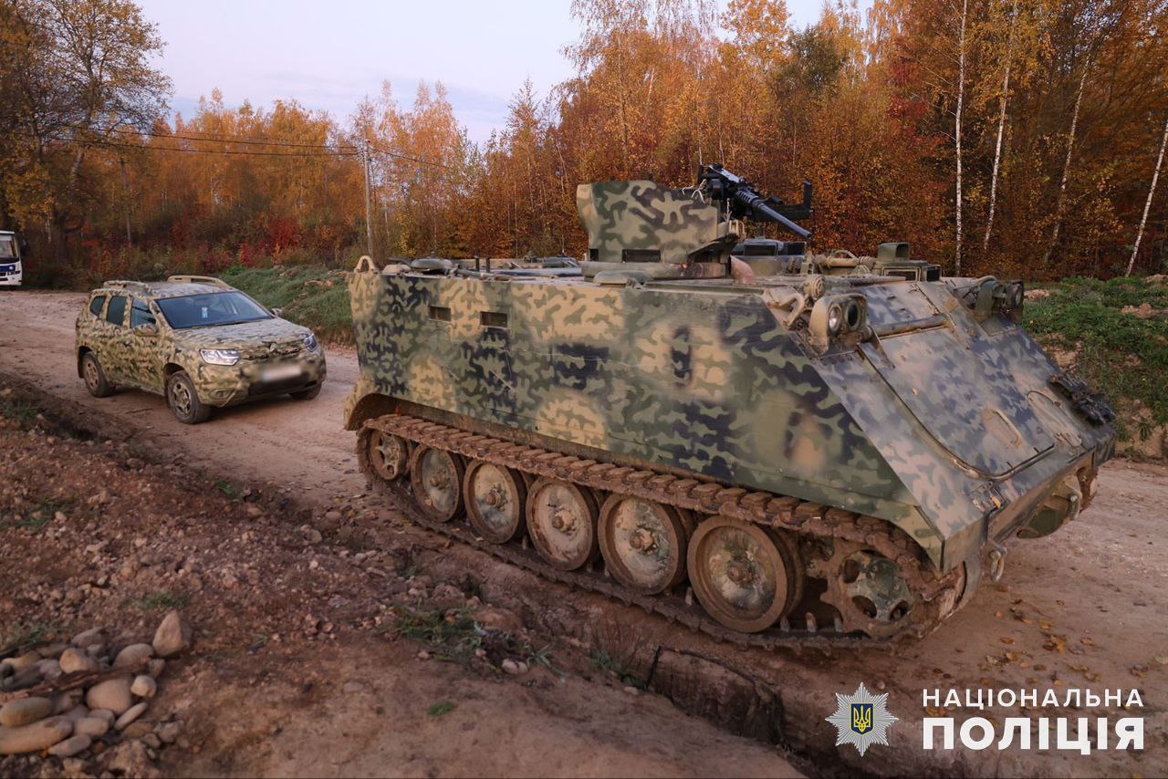 Італійський БТР VCC-2 на озброєнні стрілецького батальйону поліції Донеччини