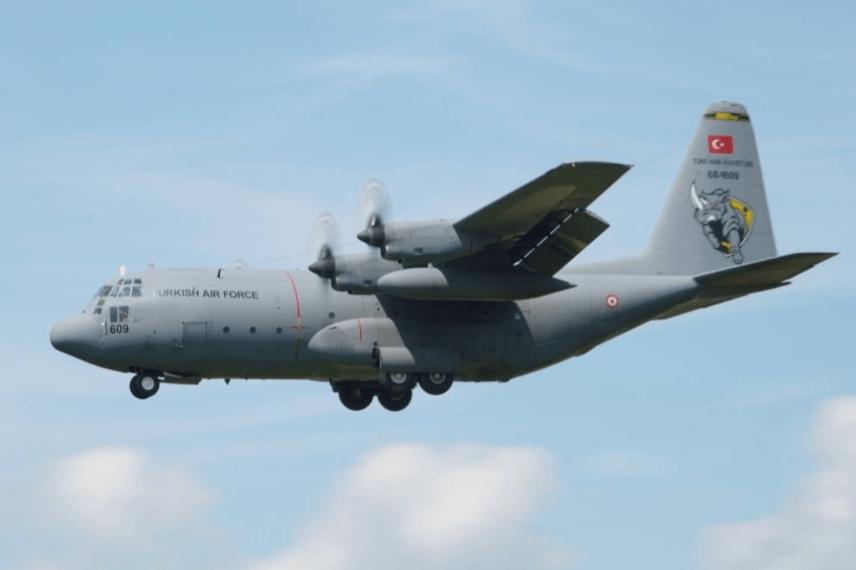 C-130 Туреччина військово-транспортний літак