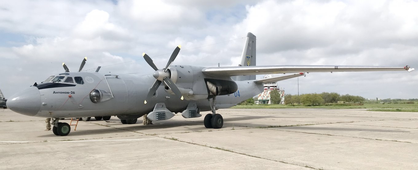 Військово-транспортний літак Ан-26 Збройні Сили України Defense Express