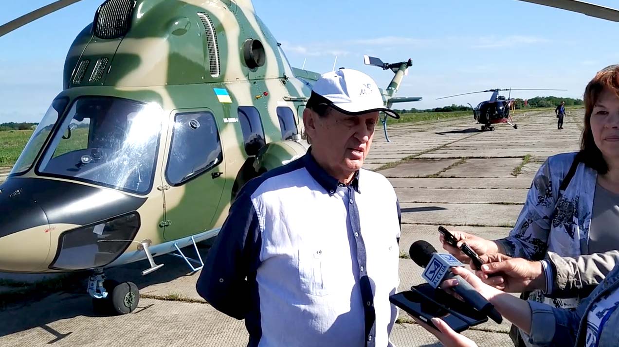 Президент Мотор Січ В'ячеслав Богуслаєв традиційно відкриває чемпіонат України з вертолітного спорту кожен рік