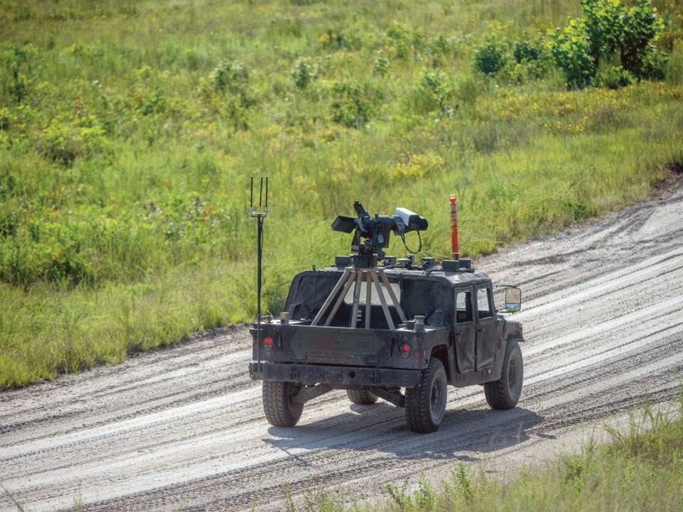 DARPA ІЧ-давач безпілотні автомобілі HMMWV