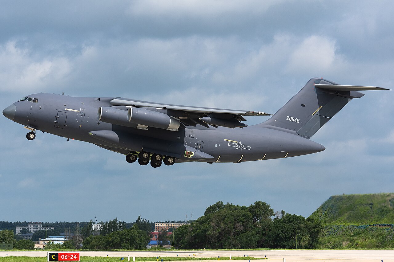 Літак-паливозаправник YY-20A