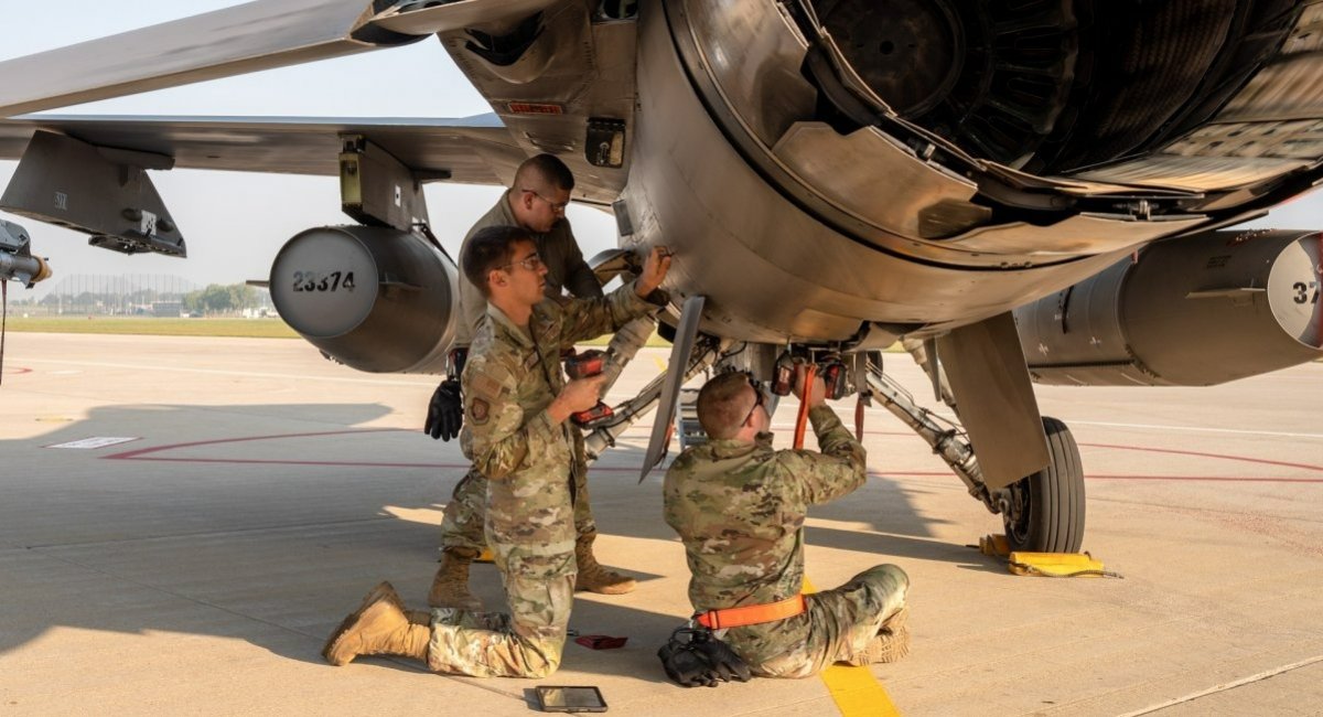 F-16