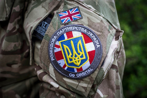 Defense Express, Україна, Велика Британія, військове співробітництво, операція orbital