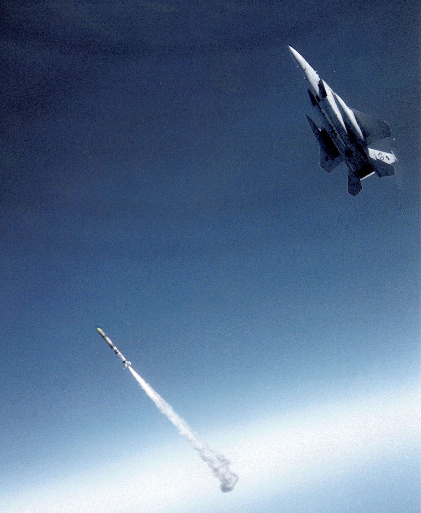 Пуск ASM-135 ASAT з F-15