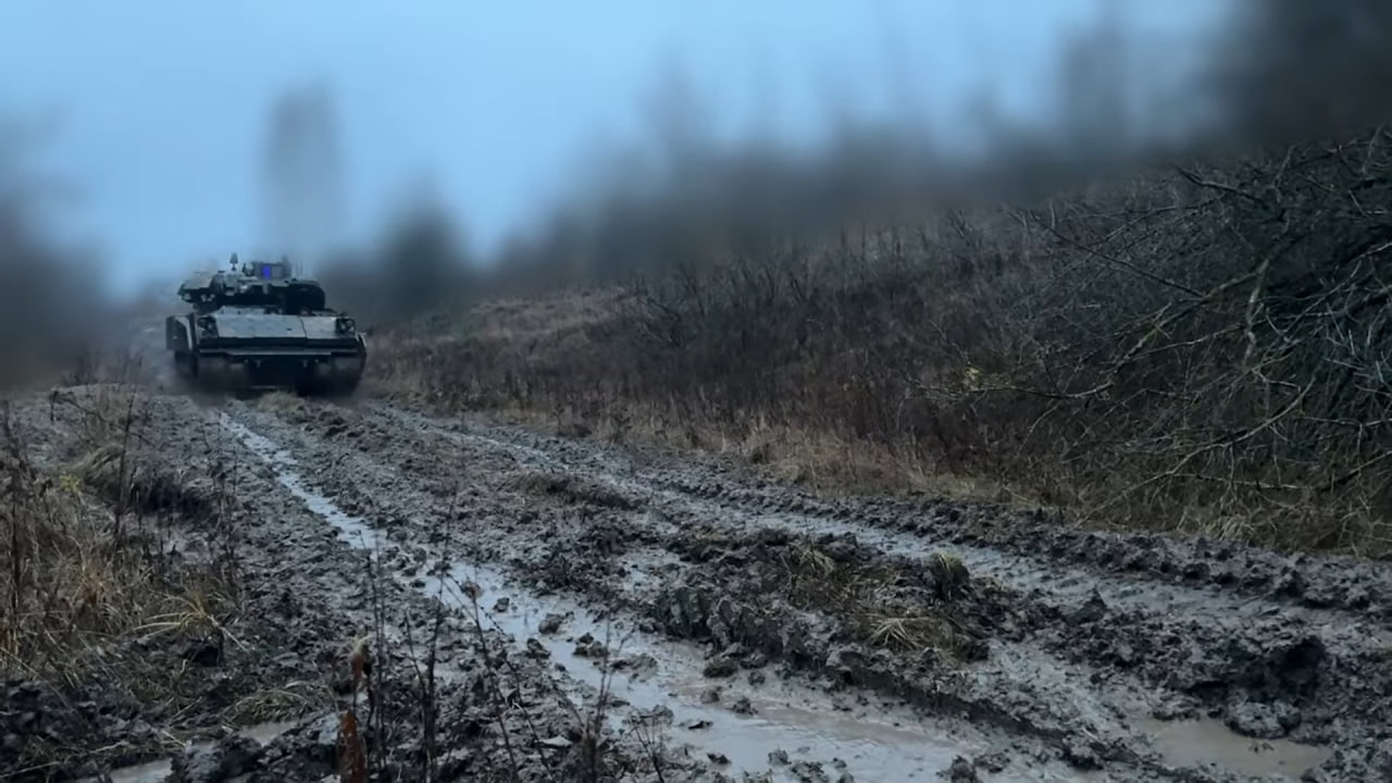 Приклад можливих доріг на фронті