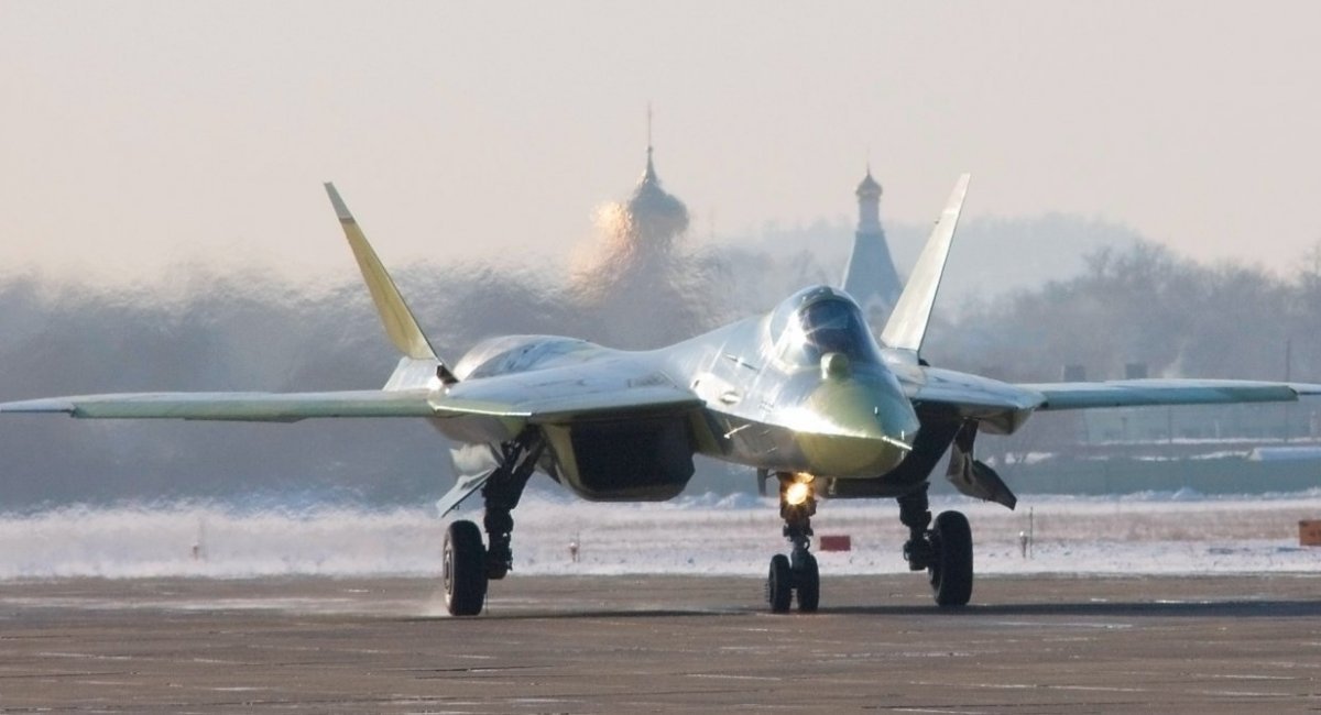 Двомісного Су-57, схоже, мало для успішних продажів, і рашисти обіцяють озброїти літак "до зубів" для покупців