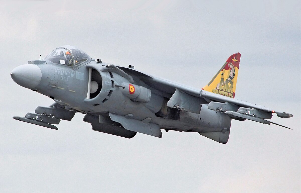 EAV-8B Matador II (Harrier II).
