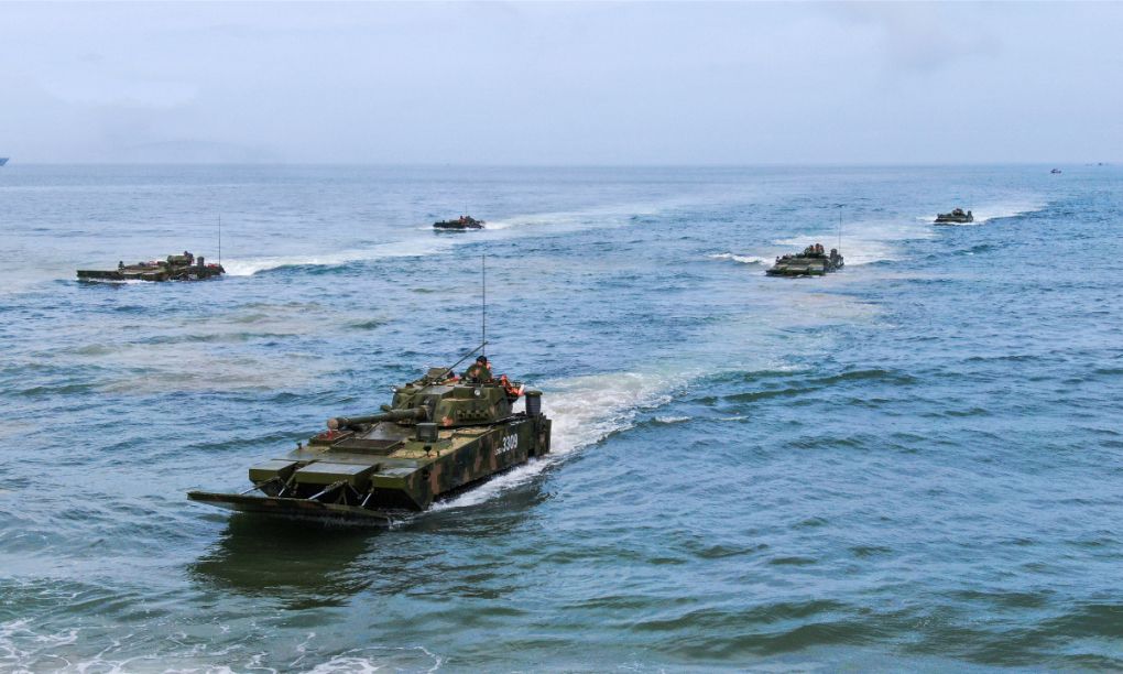 Китайські військові відпрацьовують проведення морського десанту проти Тайваню, ілюстративне фото з відкритих джерел