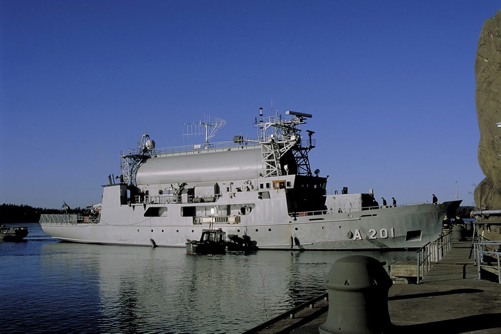 39-річний корабель Orion спочатку активно стежив за флотом РФ, а тепер Швеція буде ним тестувати дрони