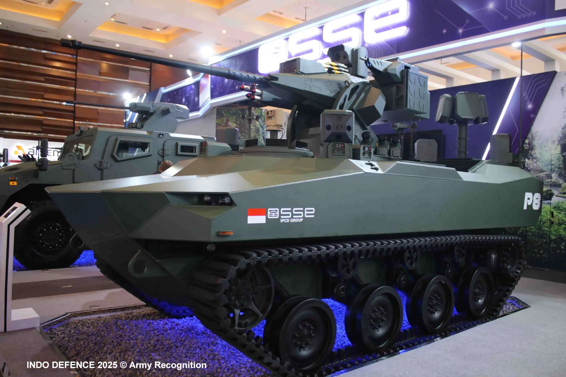 Нова версія легкого танку P8