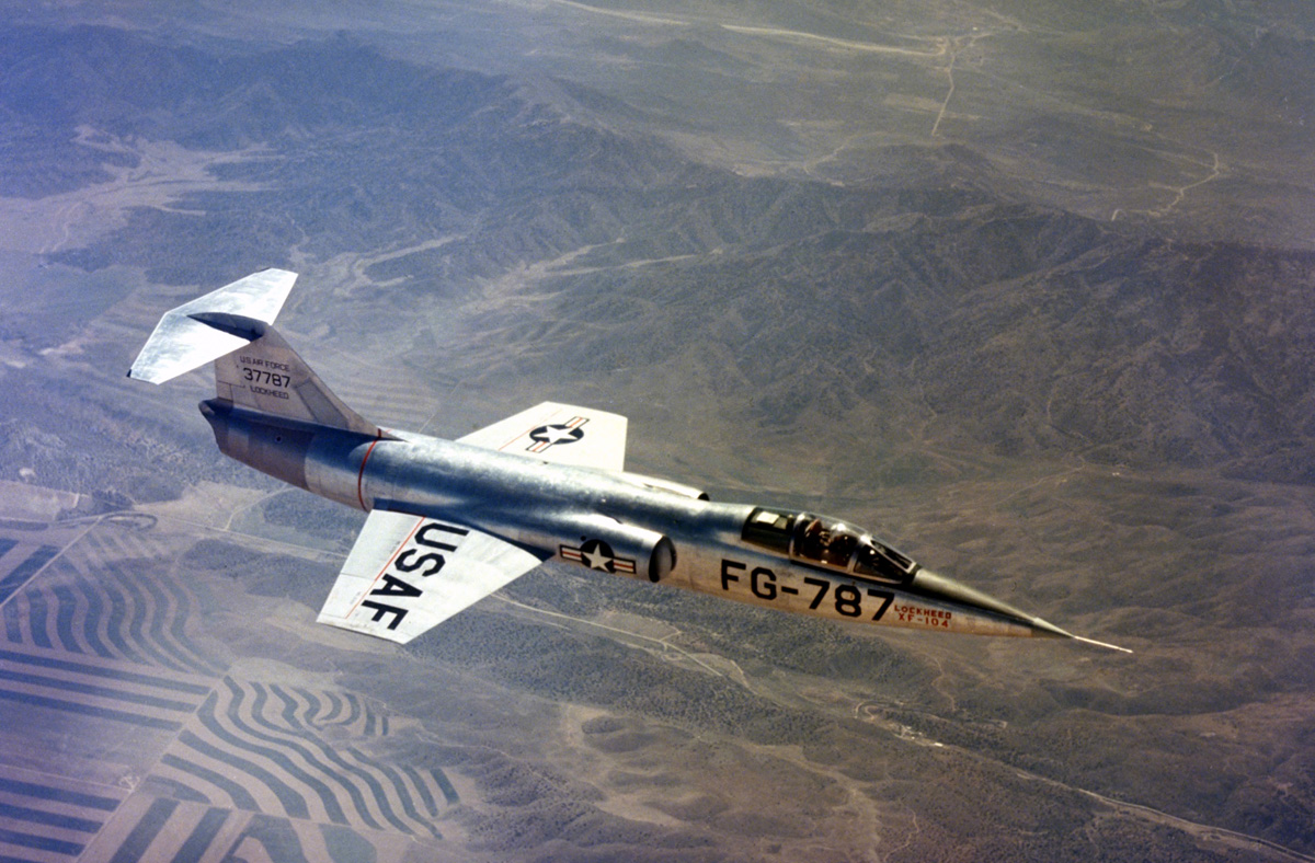 XF-104