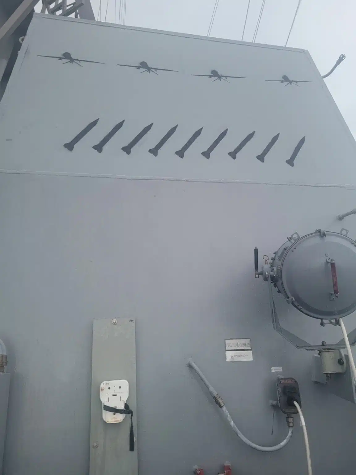 Відмітки про знищенні цілі на борту USS Thomas Hudner (DDG 114). Фото - Naval News