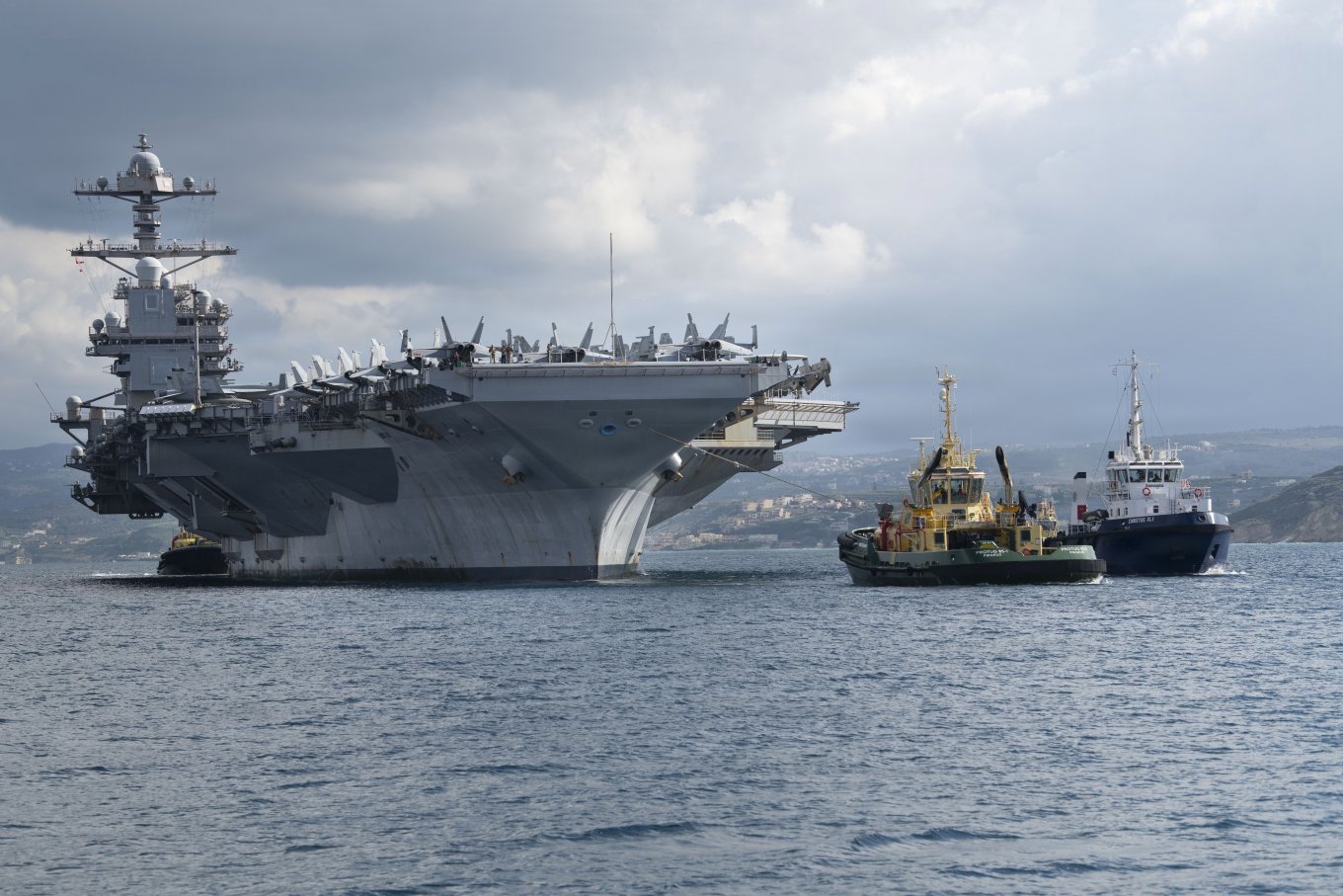 USS Gerald R. Ford (CVN-78) прибуває у Хорватію перед операцією 