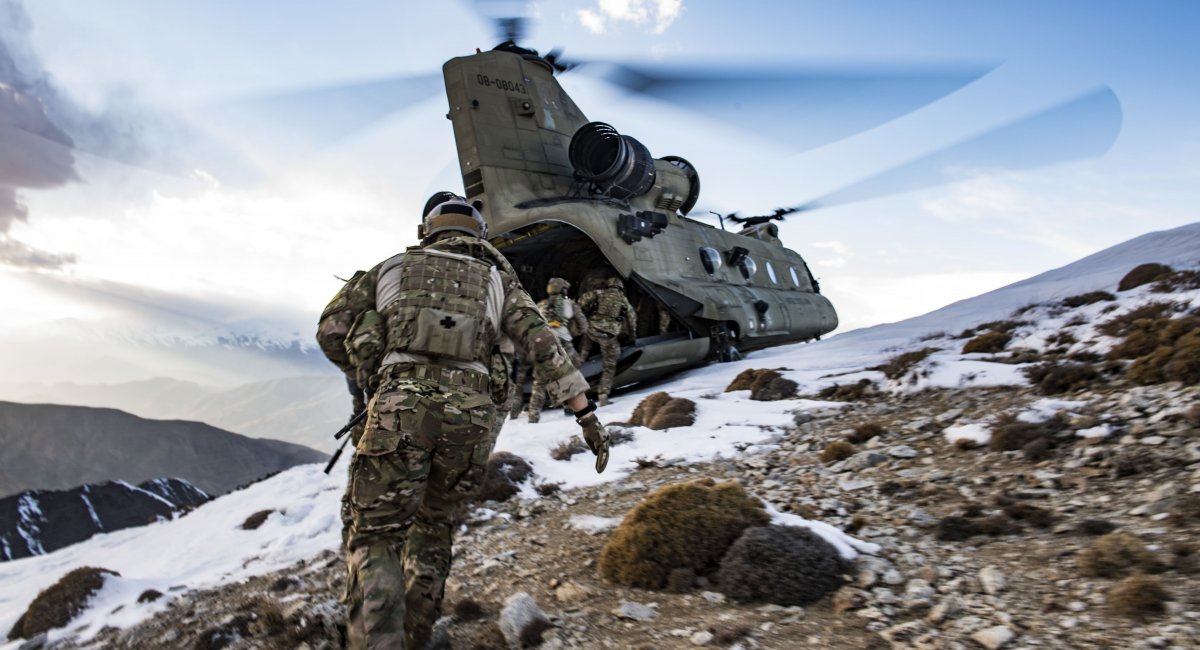 CH-47 Chinook