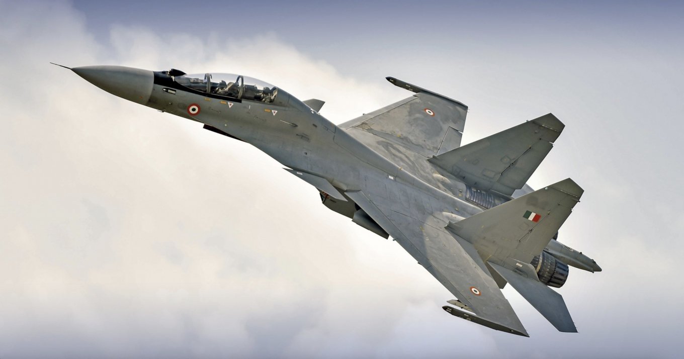 Винищувач Су-30МКИ, який випускається в Індії за ліцензією