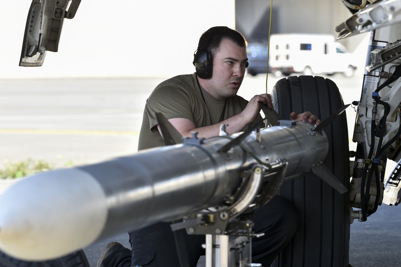 AIM-120 AMRAAM