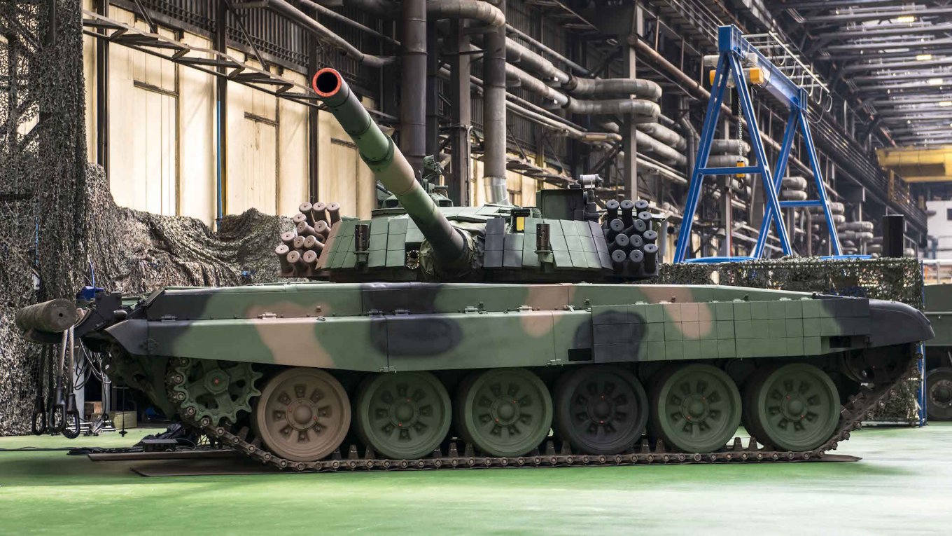 PT-91 Twardy із динамічним захистом (ERA)