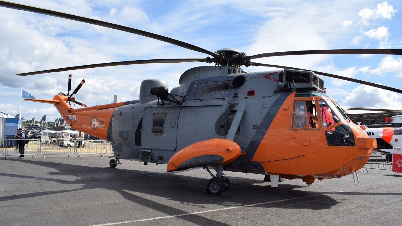 HeliOperations Westland Sea King