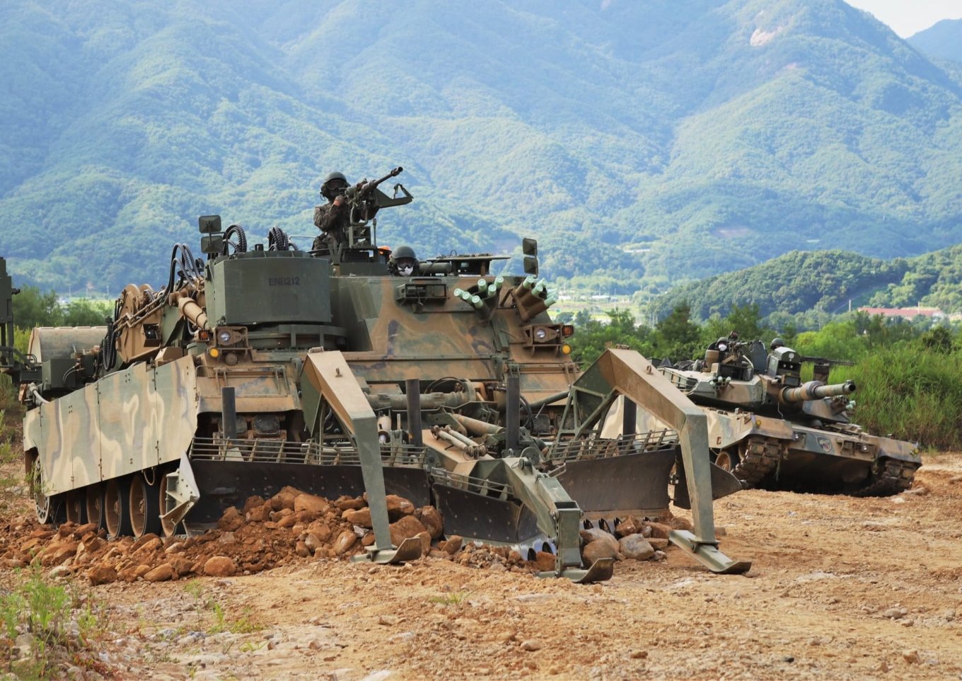 Машина розмінування К600 CEV