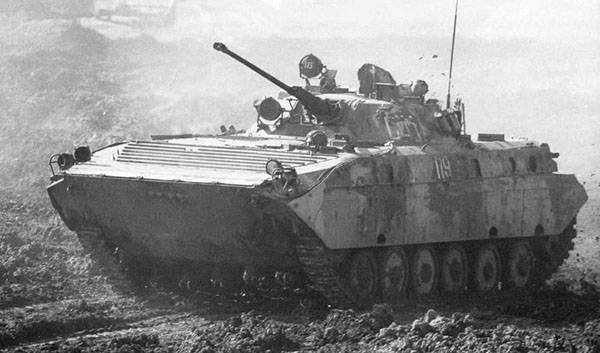 БМП-2Д під час війни СРСР в Афганістані, архівне фото з відкритих джерел