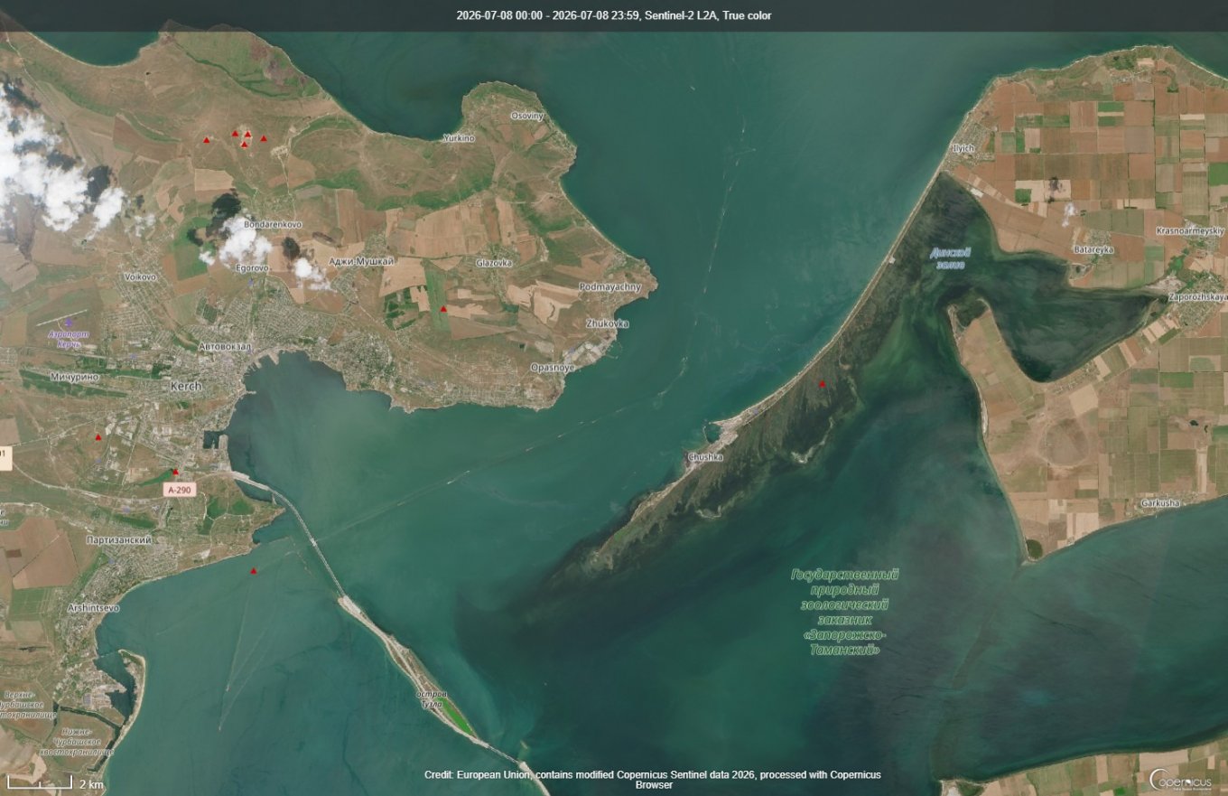 Масовий побіг російських суден з Азовського моря після початку масових ударів по ним, 8 липня. Фото - Copernicus