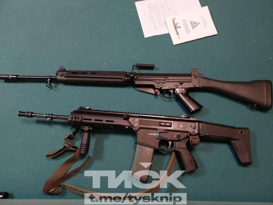 FN FAL у калібрі 7.62x51 (.308 NATO) і польський автомат Grot C16 у використанні бійців ЗСУ