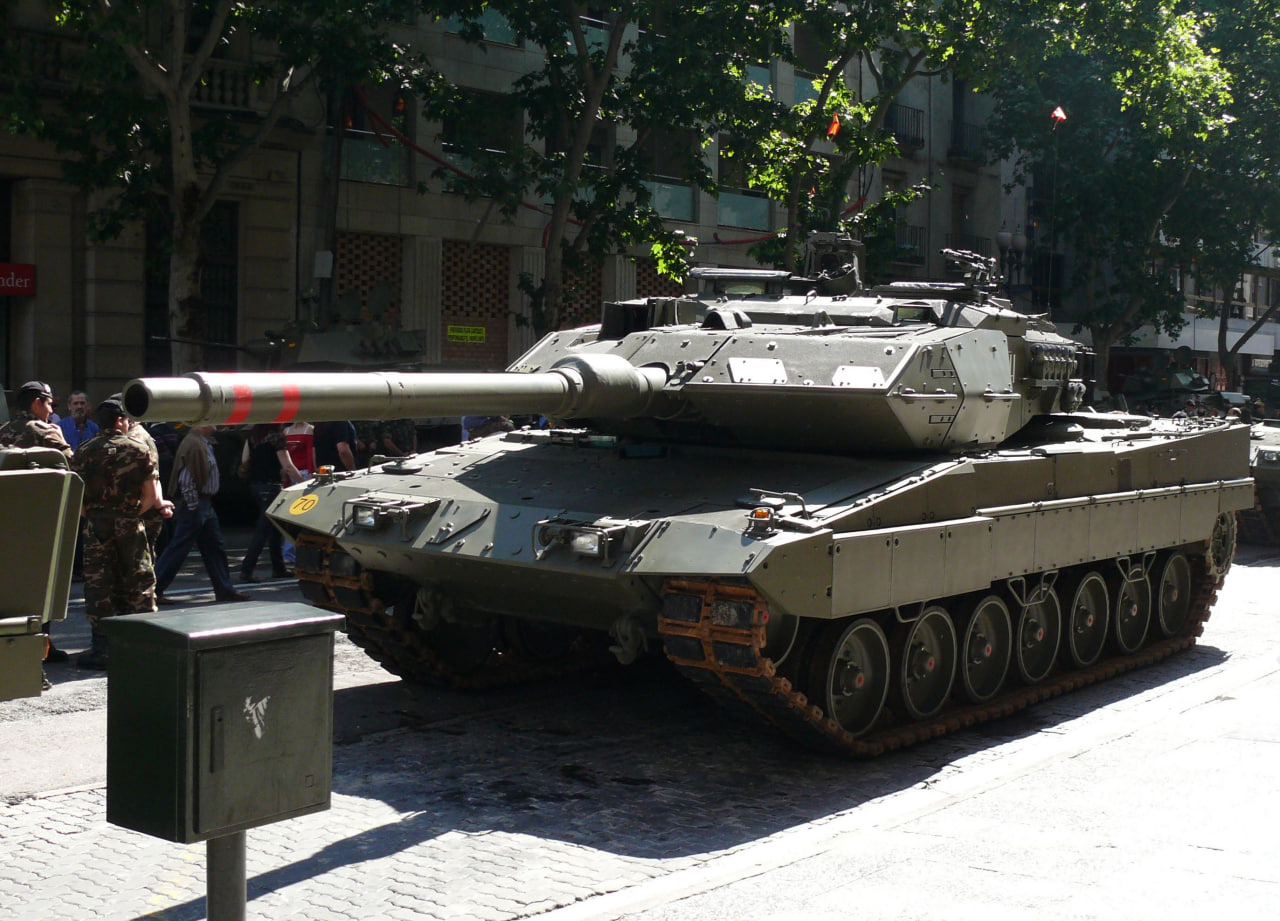 Іспанський танк Leopard 2E