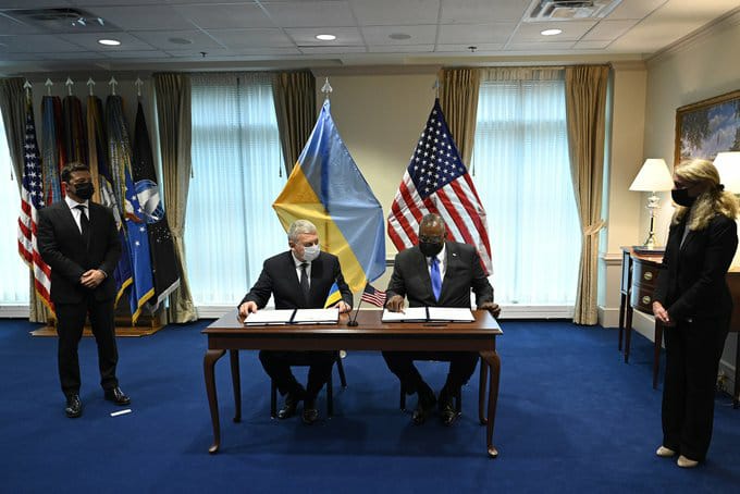 Україна та США підписали важливі  міжурядові Угоди в сфері оборони, Defense Express