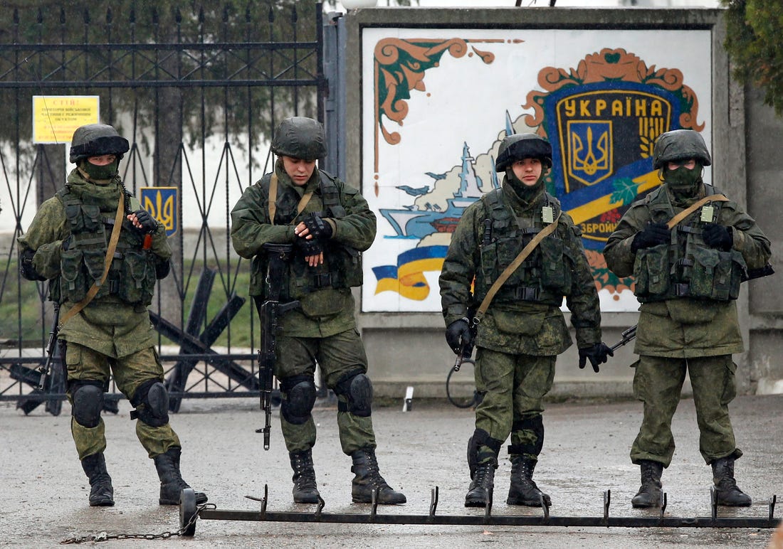 Російські війська під час захоплення Криму