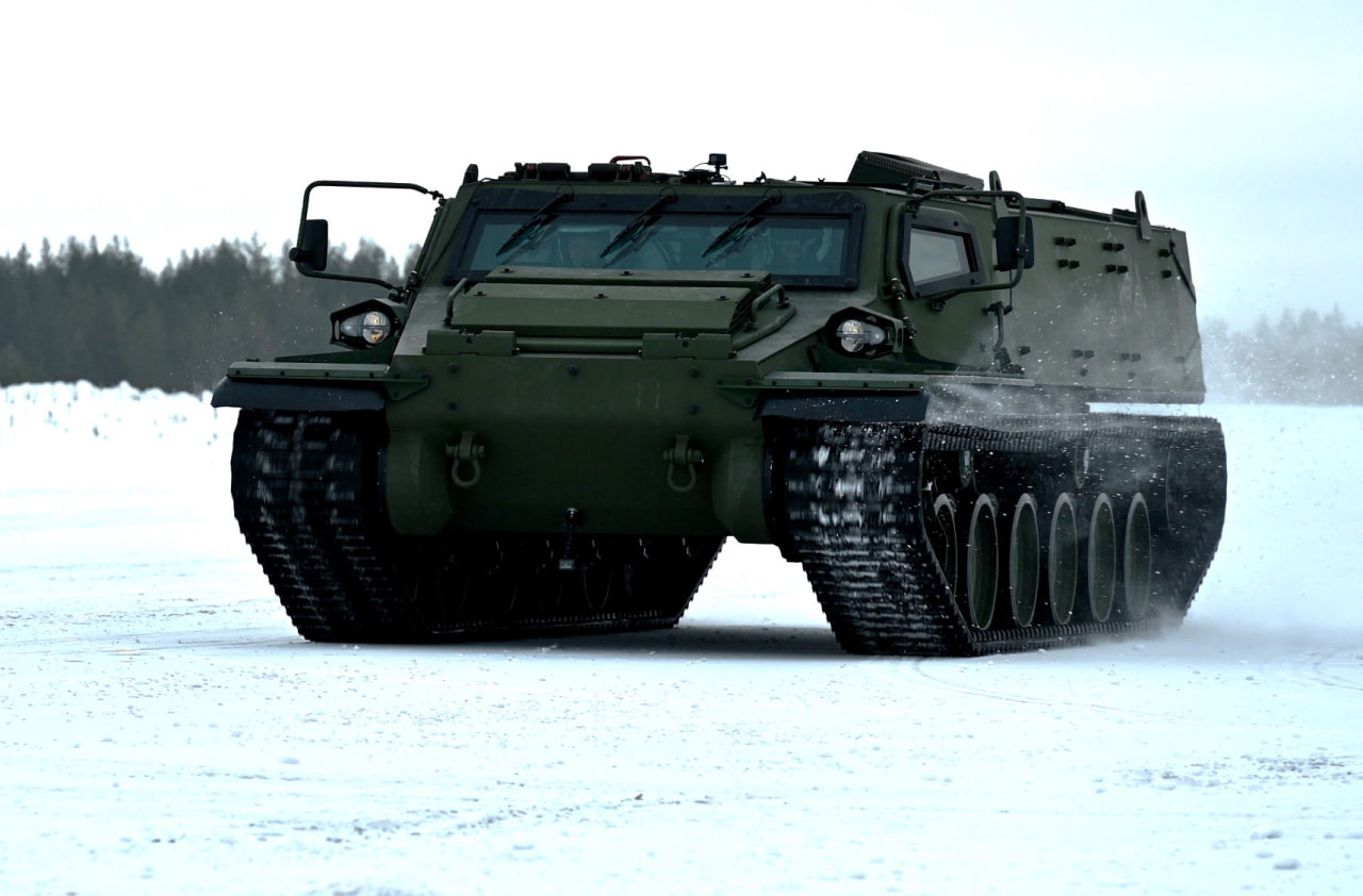 БТР TRACKX