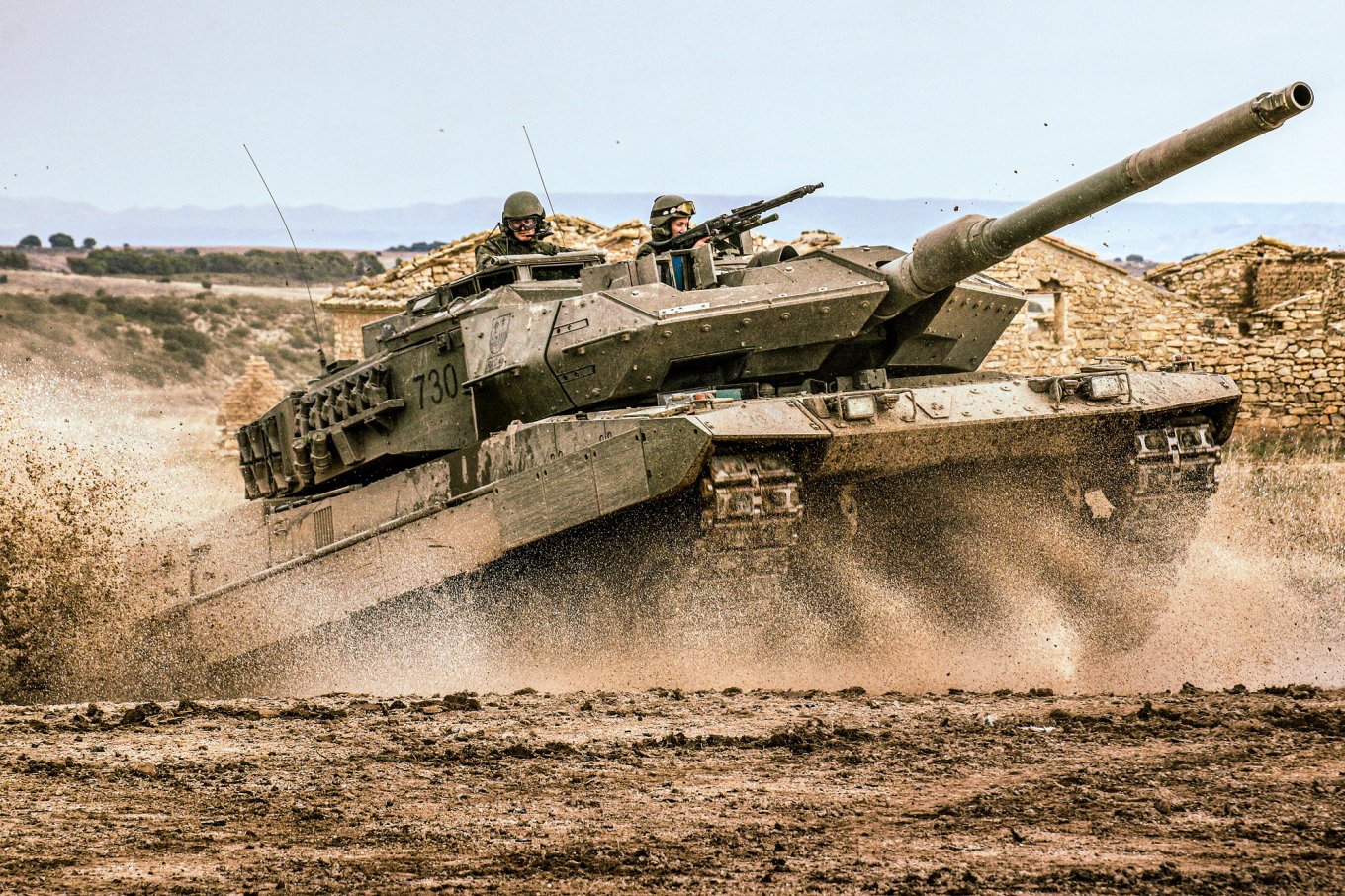 танк Leopard 2E