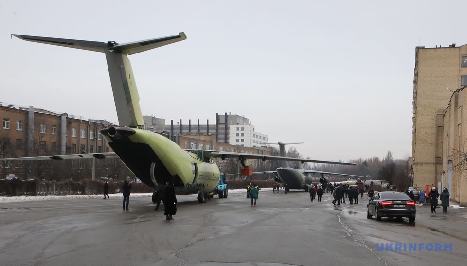 Перший Ан-178-100Р (борт № 007) для ЗСУ, фото – &quot;Українська правда&quot;
