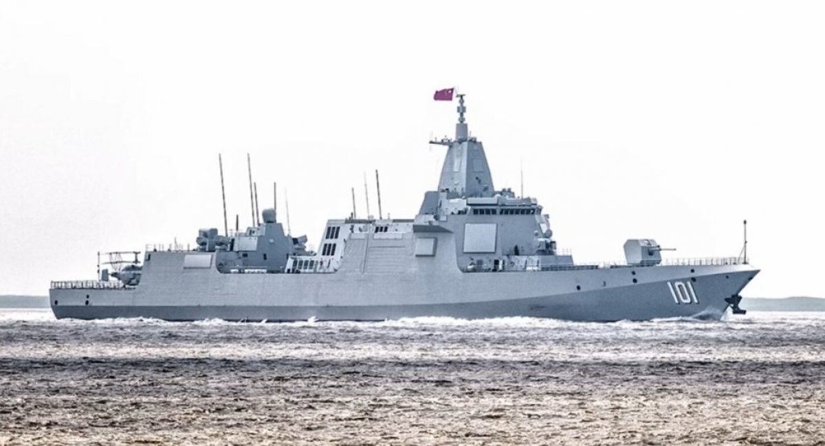 Ракетний крейсер проекту Type 055 ВМС Китаю