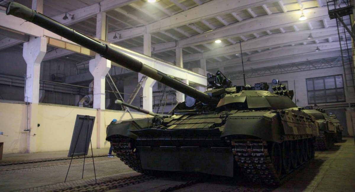 Друга партія відремонтованих з доробками Т-72 на КБТЗ у квітні 2021 року