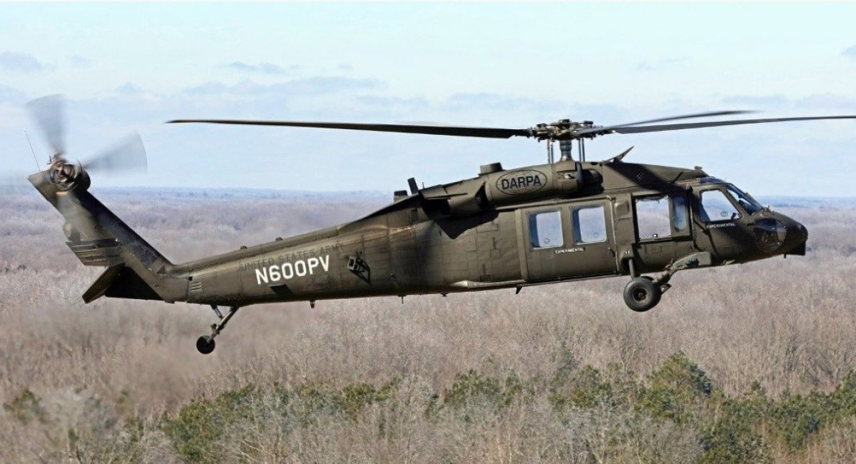 Гелікоптер UH-60A Black Hawk здіснив перший в історії політ без людини на борту